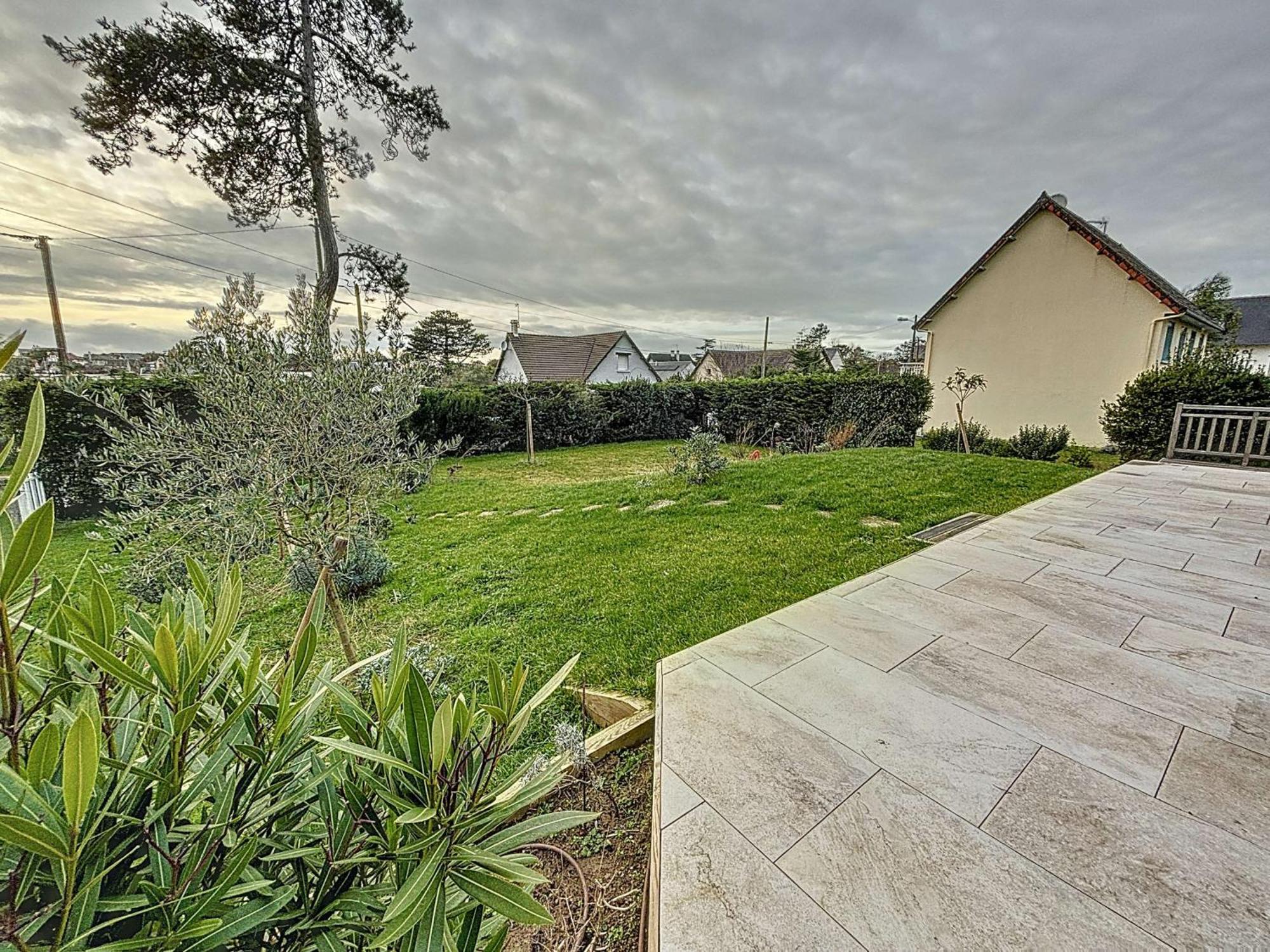 Grande Maison Renovee Proche Centre Et Plage, 5 Chambres, Tout Confort, Terrasse, Jardin, Wi-Fi - Fr-1-361-531 Jullouville-les-Pins Exterior foto